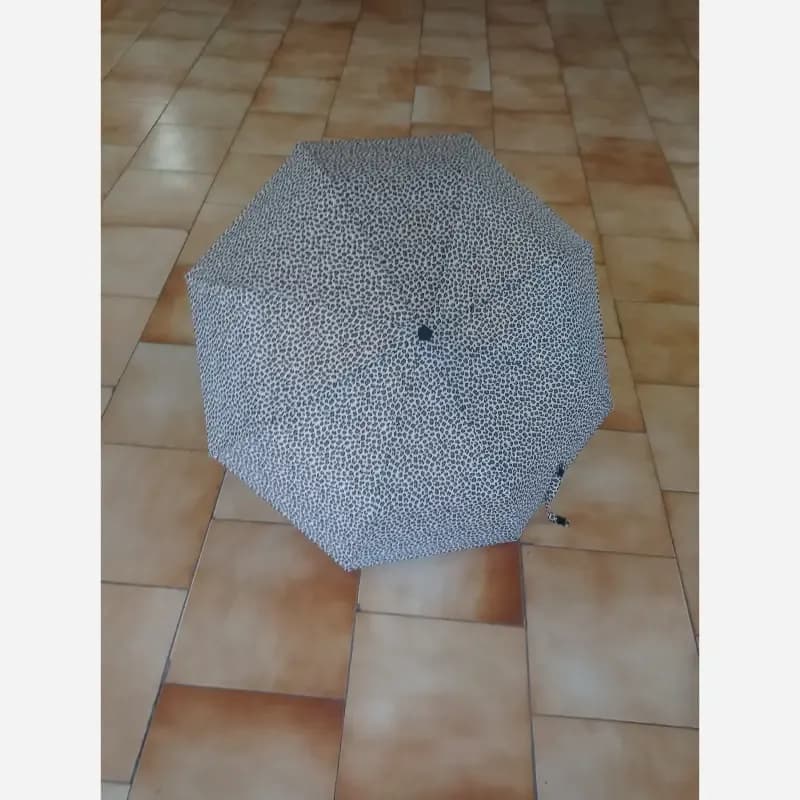 چتر اتوماتیک پلنگی برند RST فنر ضد باد تمام اتوماتیک — تصویر ۳