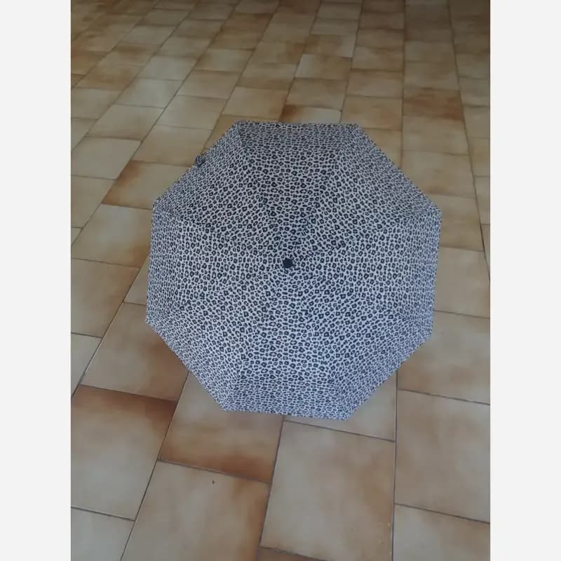 چتر اتوماتیک پلنگی برند RST فنر ضد باد تمام اتوماتیک — تصویر ۴