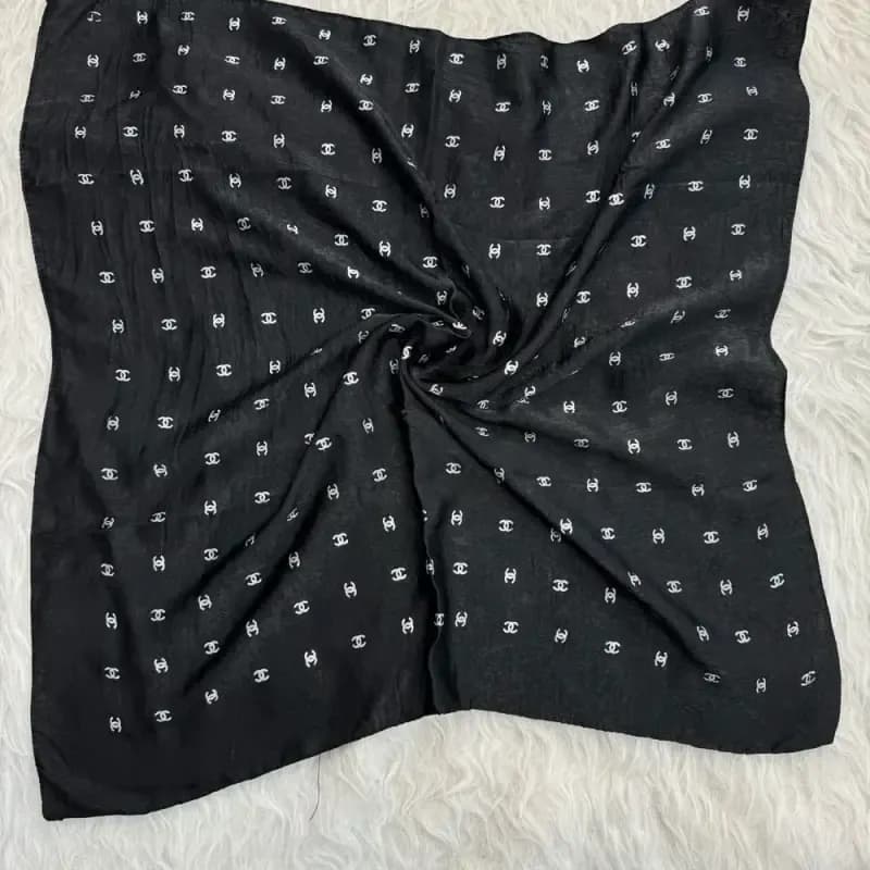 مینی اسکارف مارک کوپرا جنس ژان ژان قواره 65 در 65 سانتی متر — تصویر ۶
