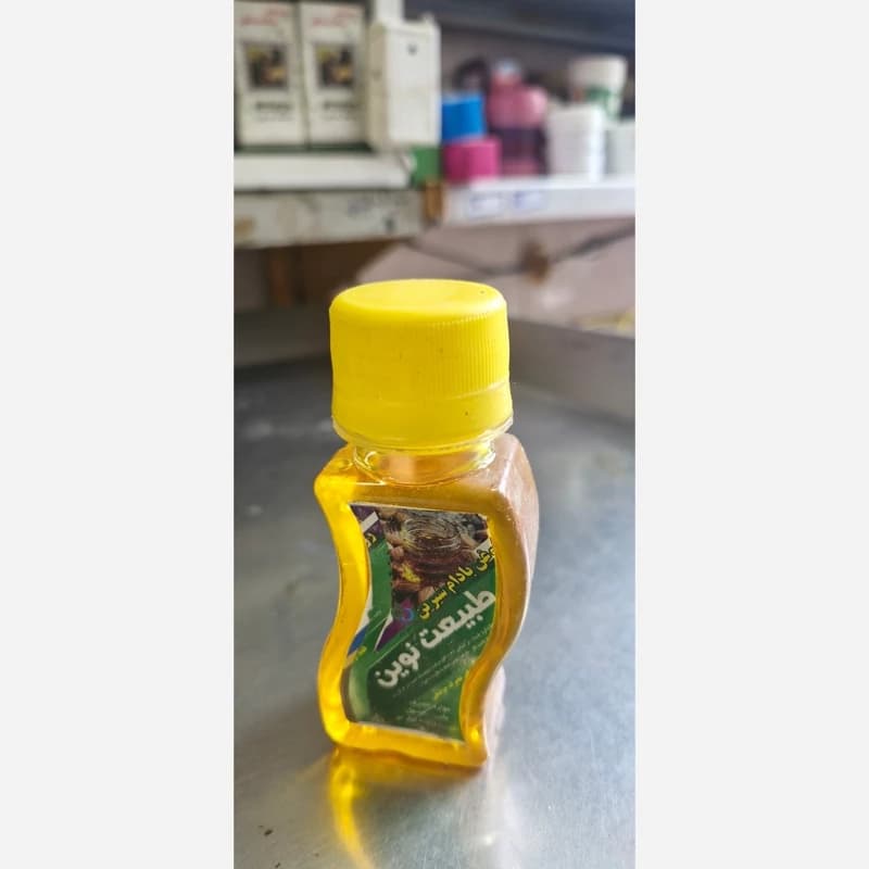 روغن بادام شیرین 60 سی سی طبیعت نوین و سرمد