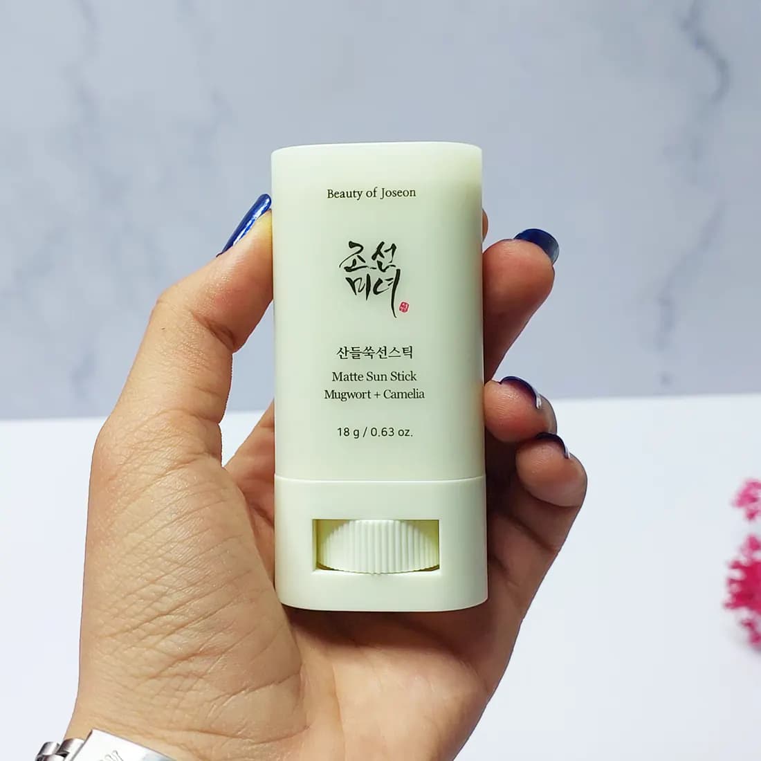 ضد آفتاب استیکی مات کننده بیوتی آف جوسان SPF50