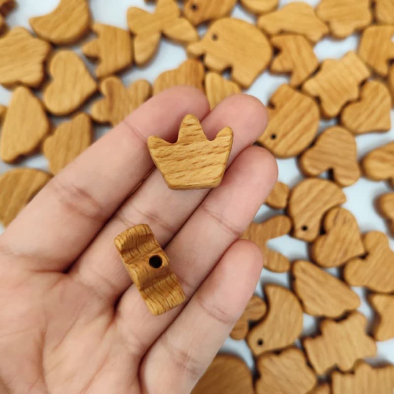 مهره چوبی راش تاج روغن زده (1عدد)