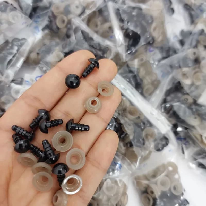 چشم واشردار مشکی خارجی سایز 8میل (100جفتی)