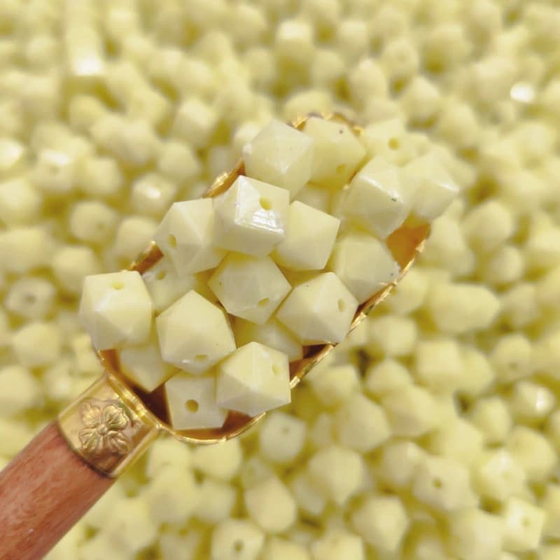 مهره رنگی ایرانی لیمویی چندوجهی سایز 10میل(100گرمی)