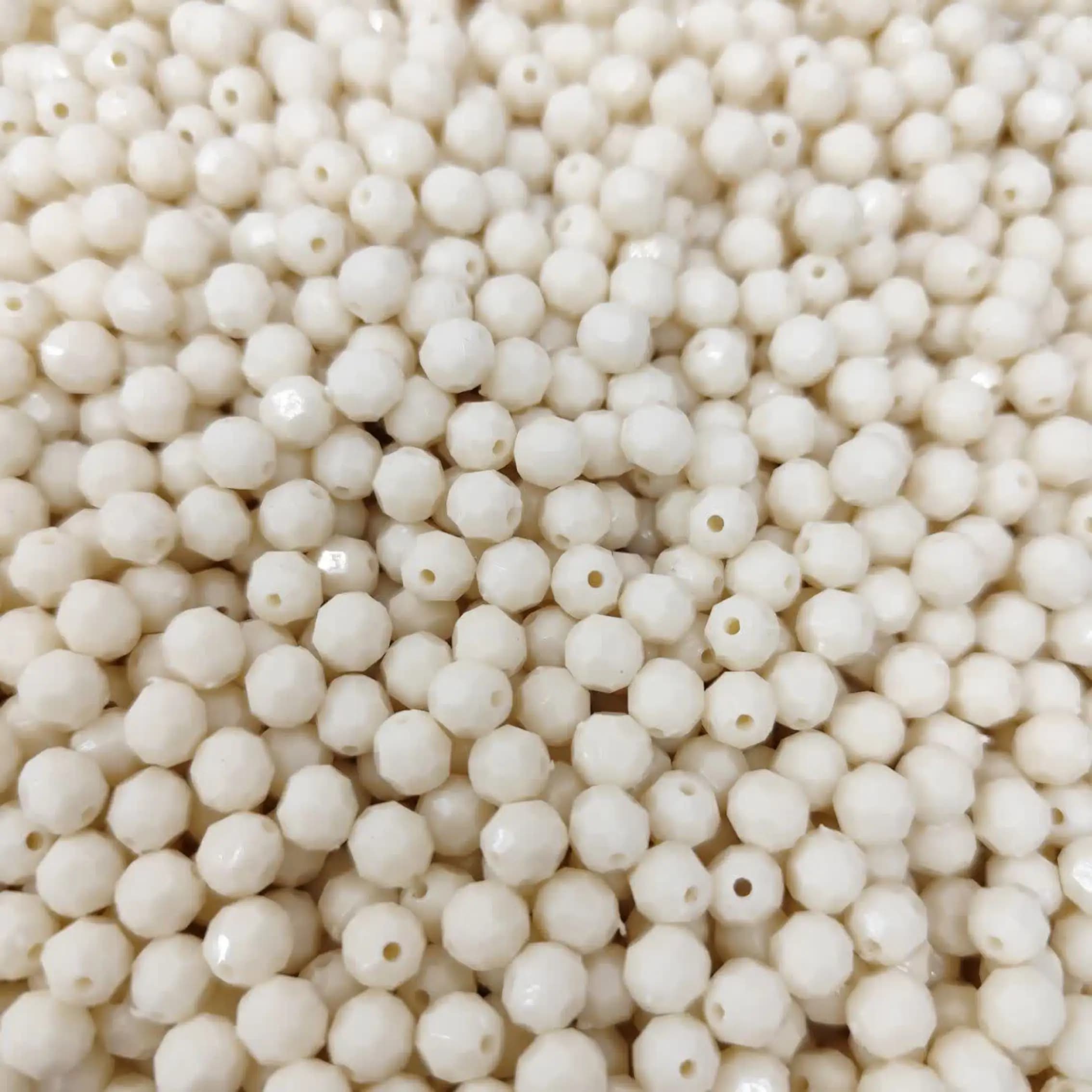 مهره رنگی ایرانی شیری زنبوری سایز 8میل(100گرمی) — تصویر ۴