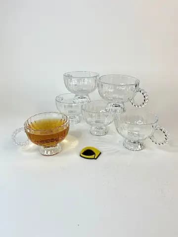 استکان چای خوری بلور شیاردار دسته مرواردیدی لبه ساده