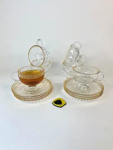 استکان چای خوری بلور شیاردار دسته مرواردیدی لبه طلایی با نعلبکی