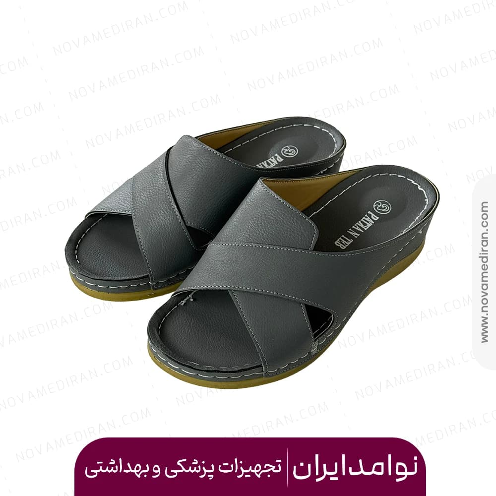 صندل طبی زنانه پاتکان طب کد ۹۱۲ رنگ طوسی — تصویر ۲