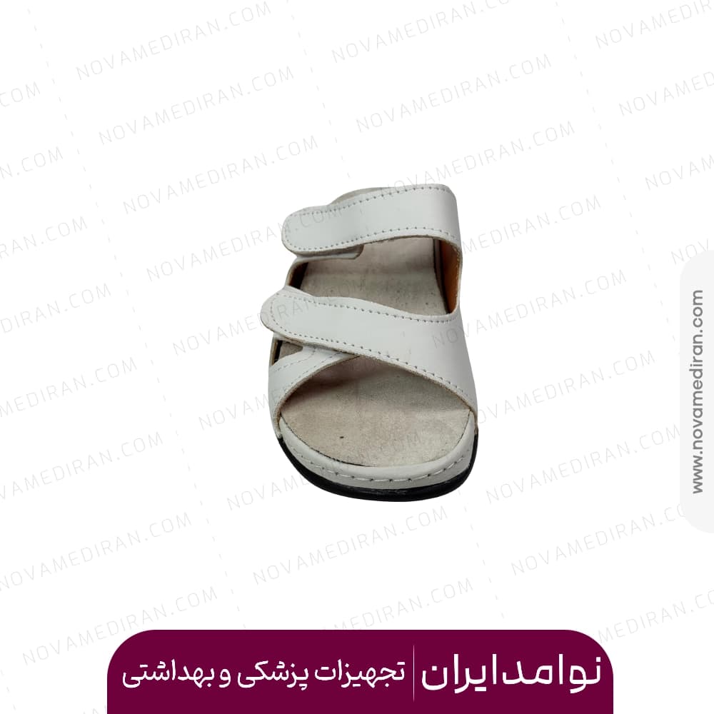 صندل طبی زنانه برند پاتکان طب کد ۱۵۵ رنگ سفید با کفی قابل تعویض — تصویر ۴