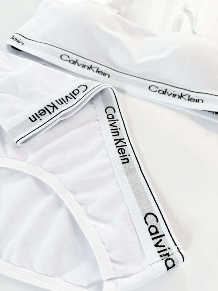 ست نیمتنه کاپدار بندی و شورت اسلیپ نخ پنبه کلوین کلاین Calvin Klein — تصویر ۶