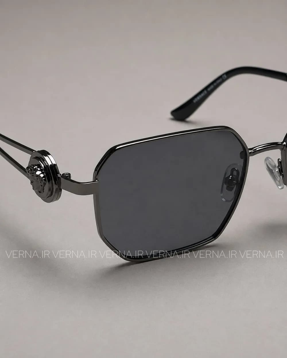 عینک دودی مردانه ورساچ | VERSACE — تصویر ۴