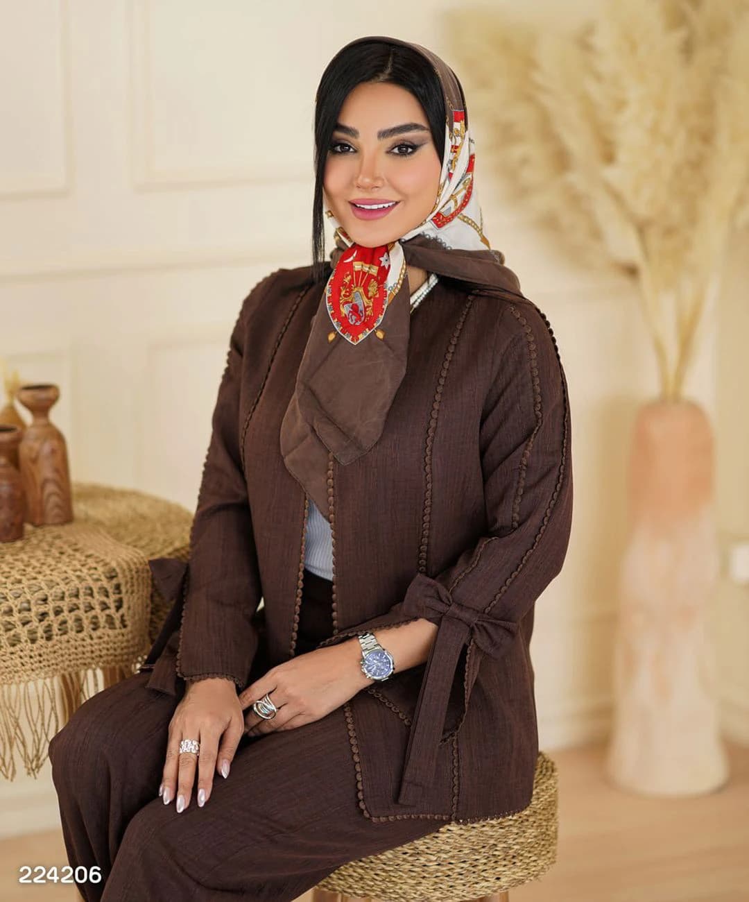 کت شلوار شانتون پاپیونی خرجکار عدسی مدل فلامک |کد:3051 — تصویر ۲