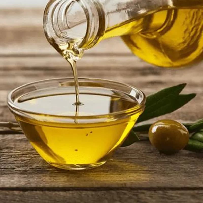 روغن زیتون سنتی بی‌بو نیم لیتری — تصویر ۳
