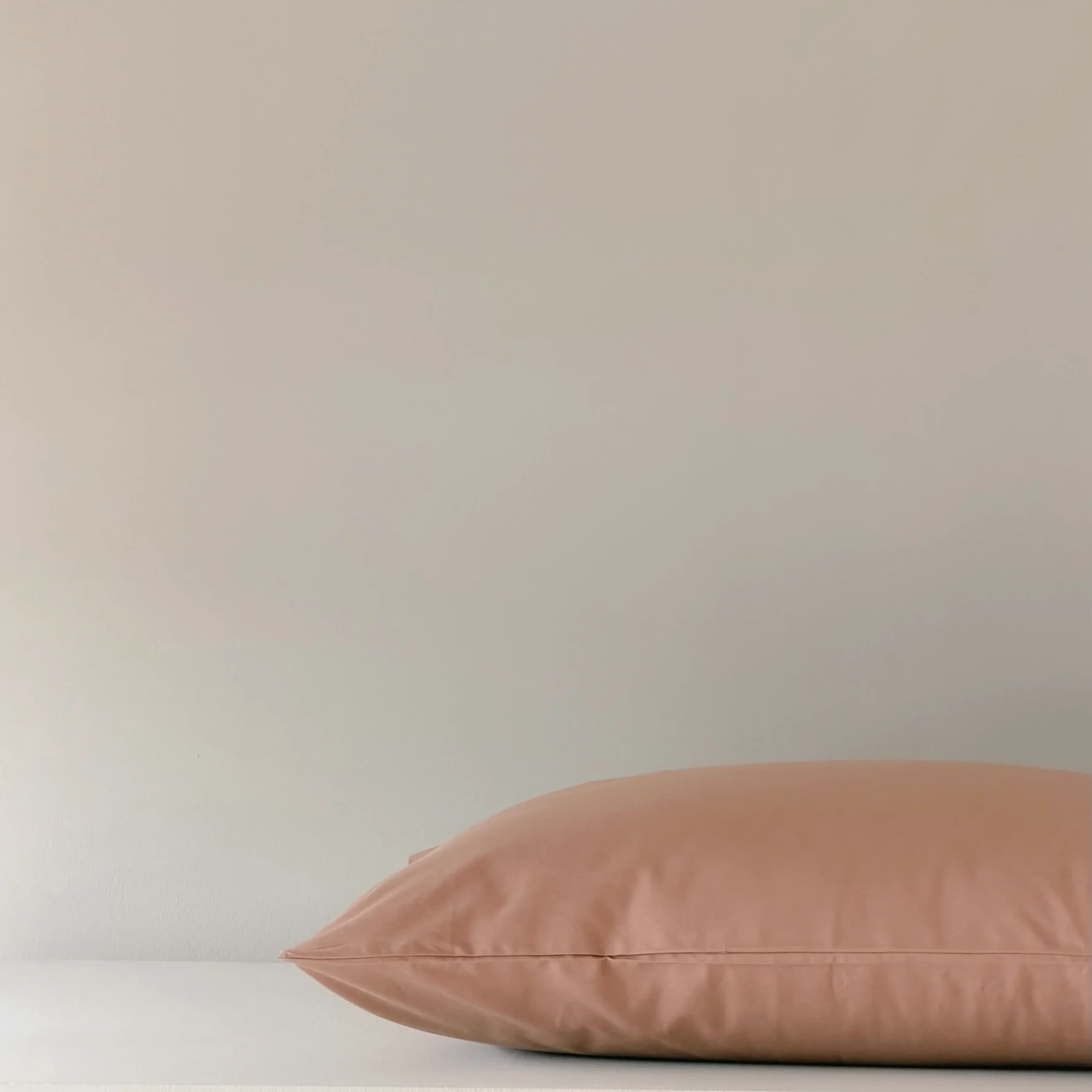 روبالشی بیسیک کارن قهوه ای روشن برند Nest — تصویر ۲