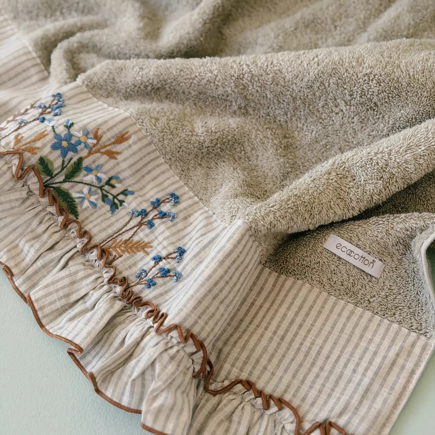 حوله حمام Latifa Kadin برند ecocotton سایز 150*80 — تصویر ۴