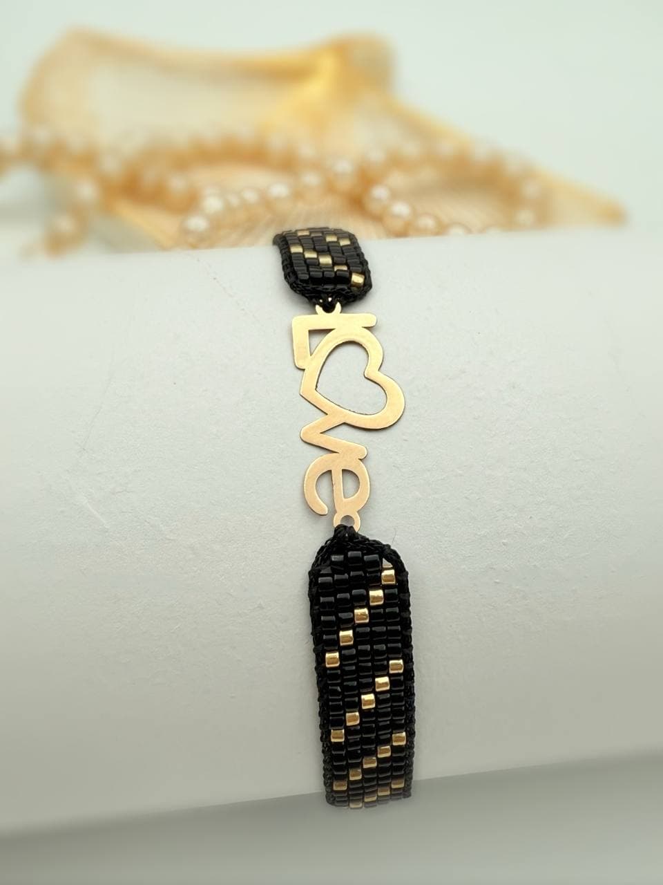 دستبند Love
