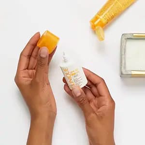 کرم ضد آفتاب کلینیک SPF50 حجم 30 میل — تصویر ۲