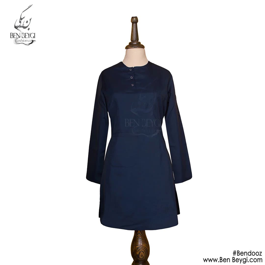 مانتو کار زنانه پارچه کجراه رنگ سرمه ای یقه گرد قد 95 کد 25496