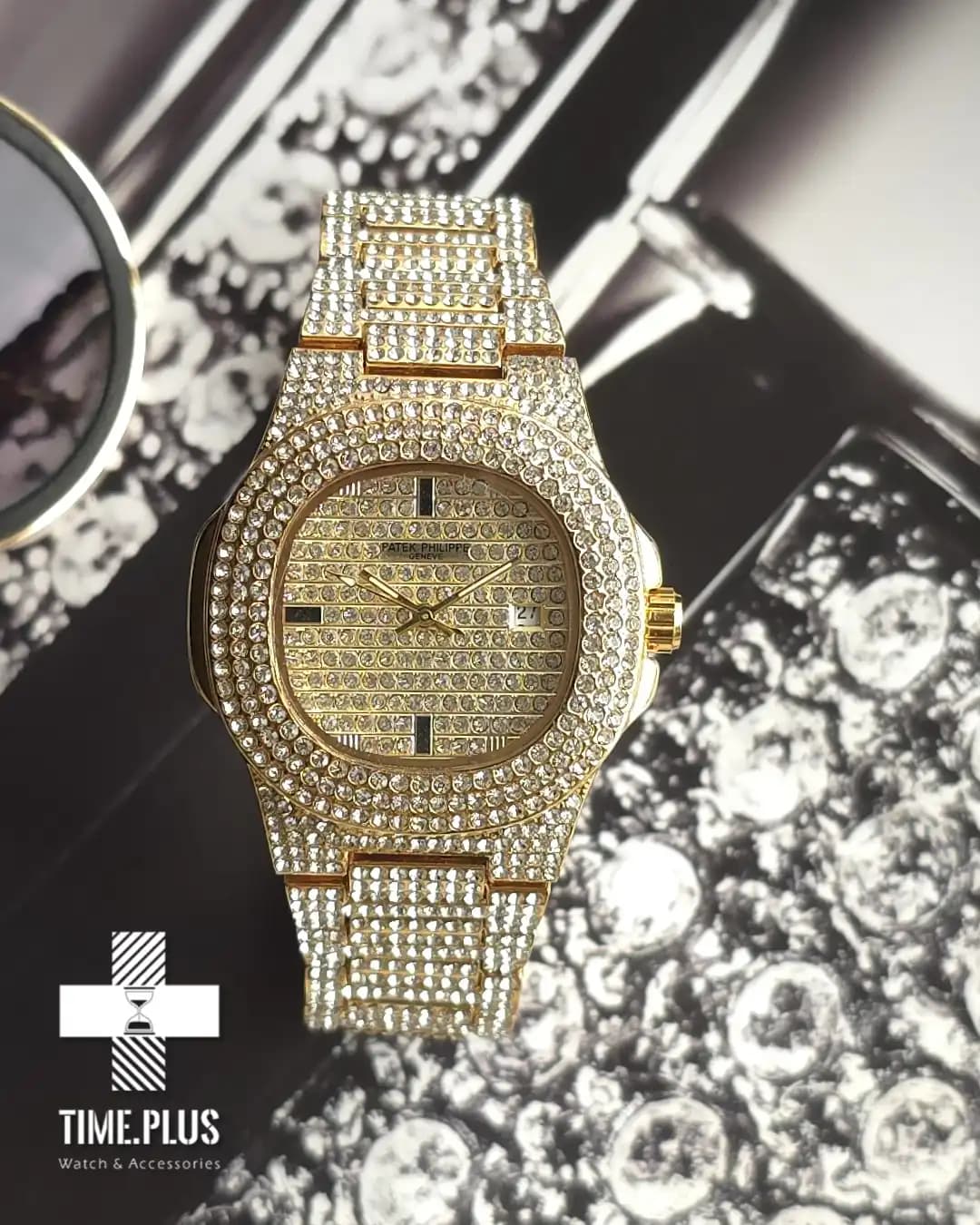 ساعت Patek Philippe مردانه مدل Nautilus طلایی — تصویر ۷