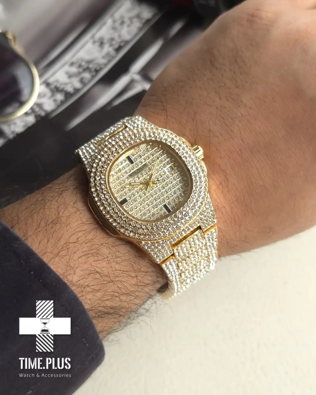 ساعت Patek Philippe مردانه مدل Nautilus طلایی — تصویر ۶