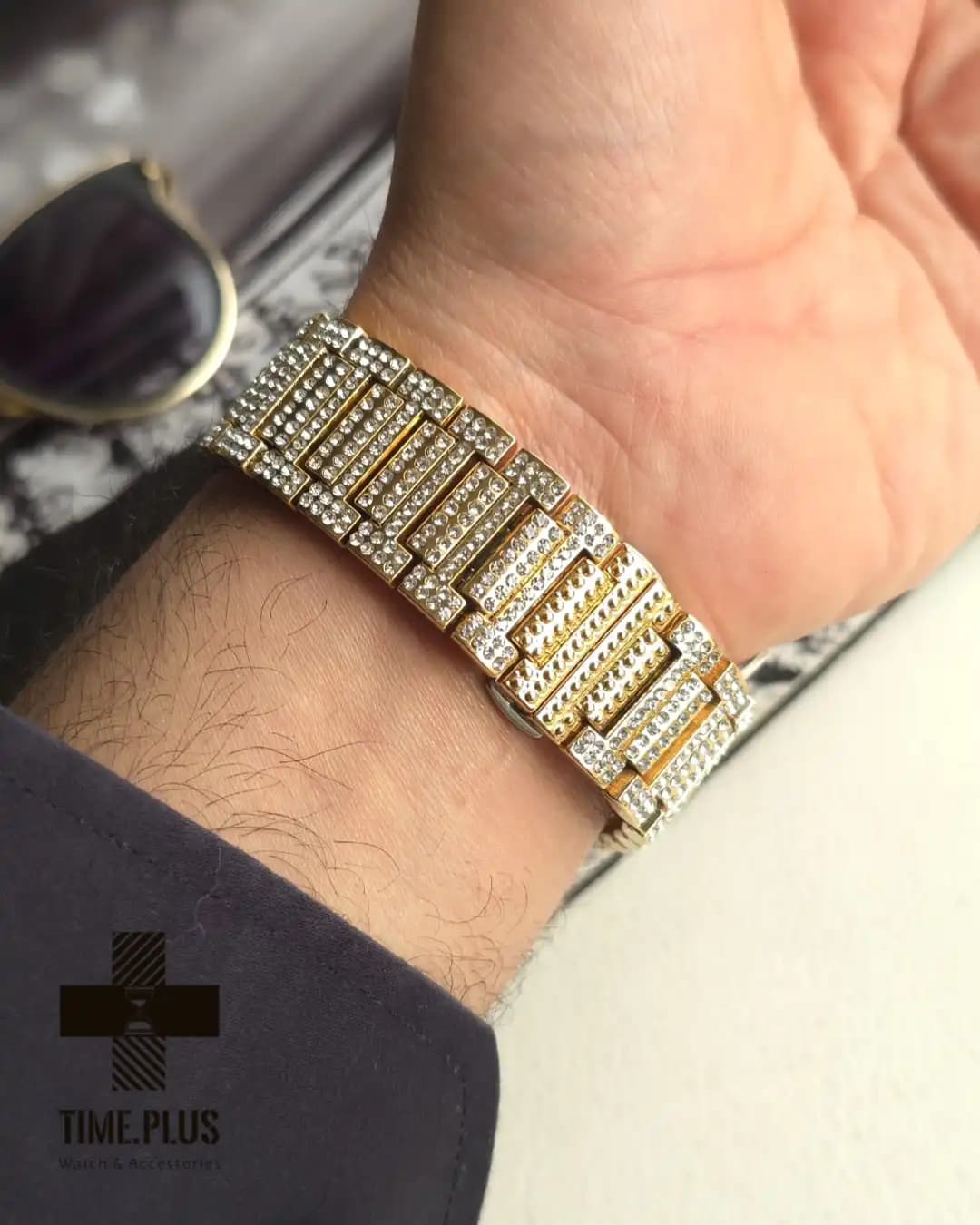 ساعت Patek Philippe مردانه مدل Nautilus طلایی — تصویر ۵