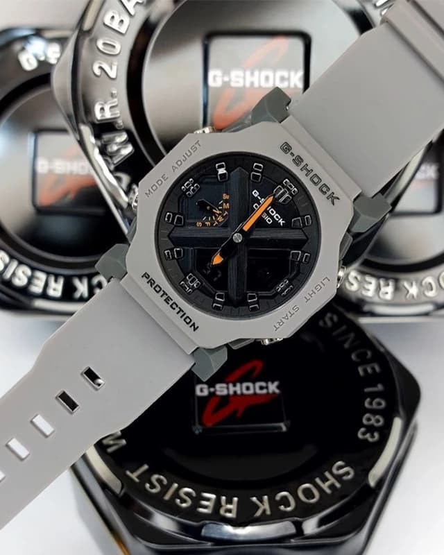 ساعت مچی مردانه کاسیو G-Shock مدل GA-2300-8ADR — تصویر ۶
