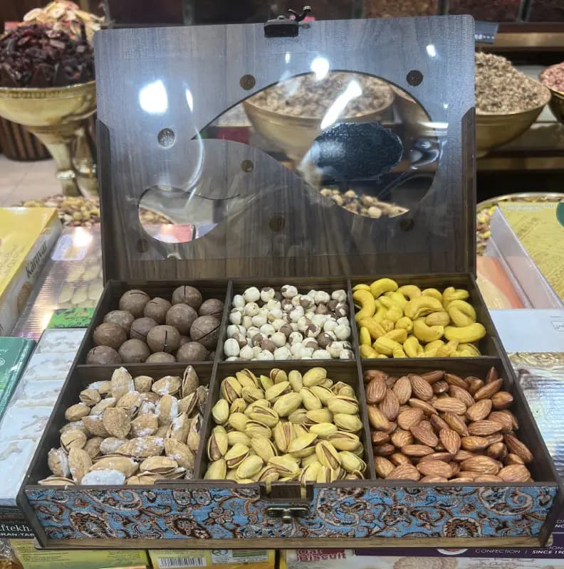 باکس کادویی آجیل شش (۶) مغز شور