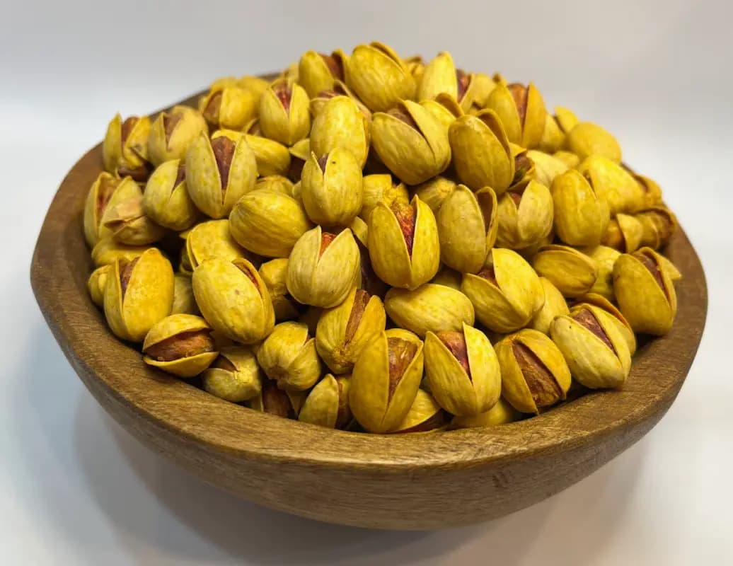پسته فندقی توچین نمکی زعفرانی ۲۵۰ گرمی