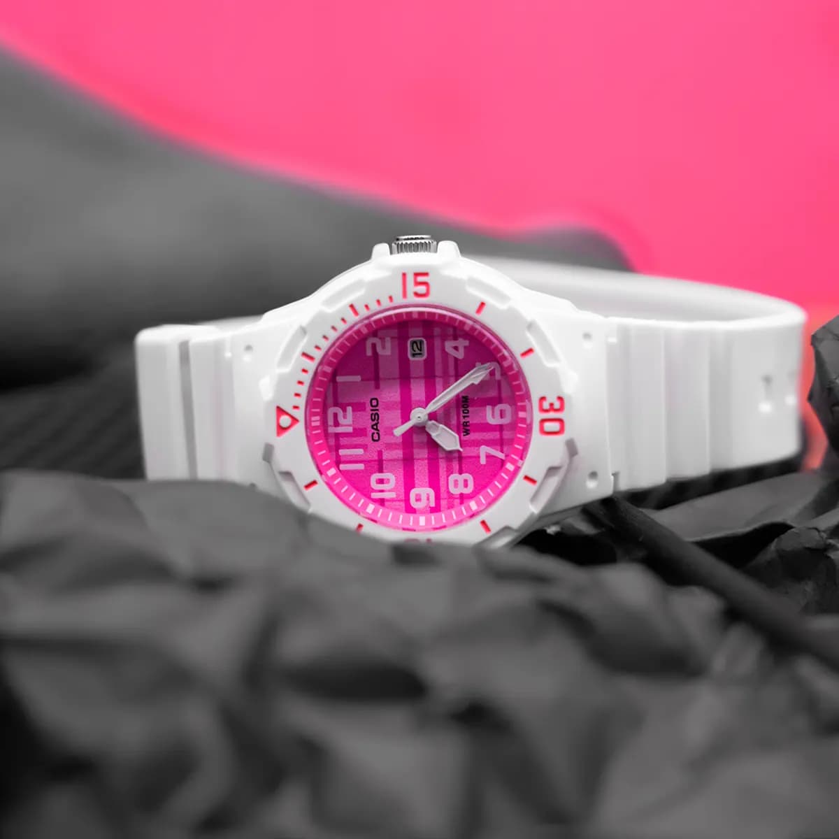 ساعت مچی زنانه کاسیو مدل CASIO-LRW-200H-4C — تصویر ۷
