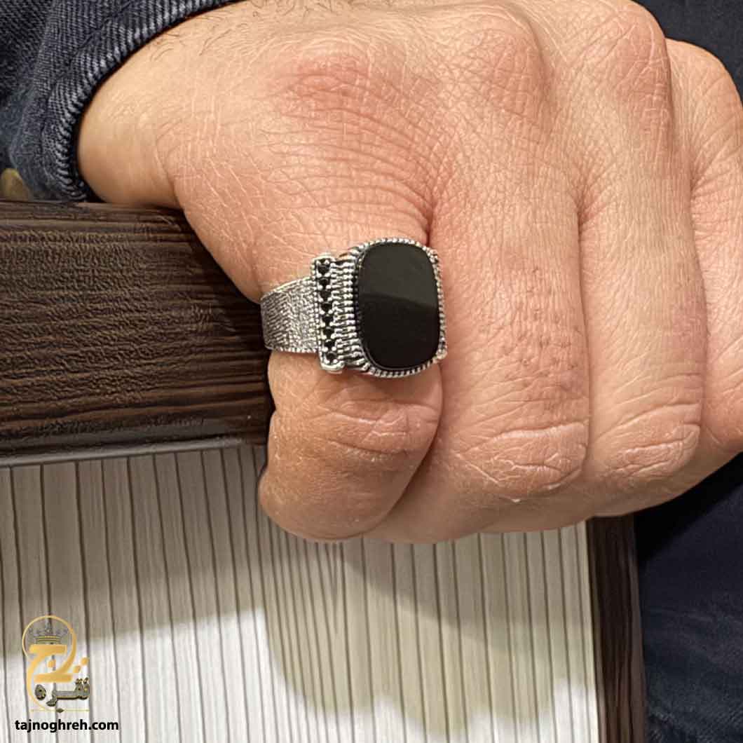 انگشتر نقره مردانه اسپرت نگین مشکی مدل RSM K54 — تصویر ۳