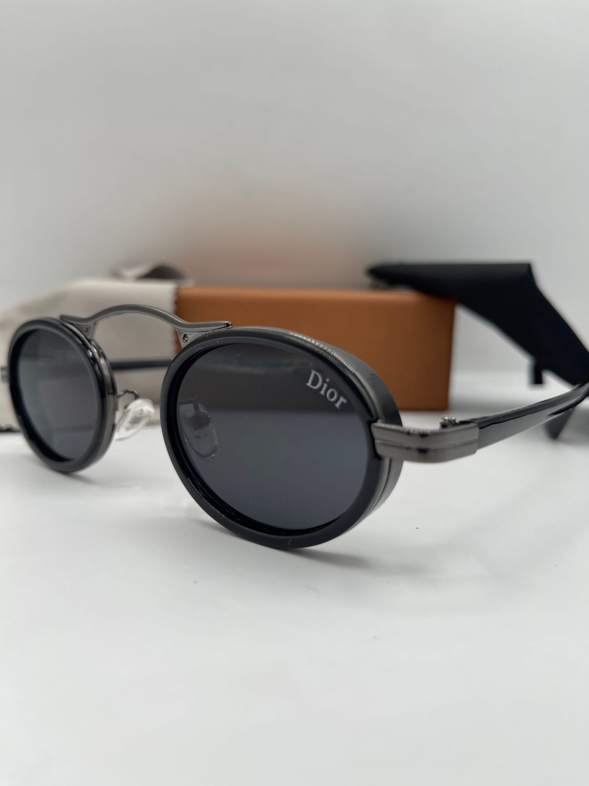 عینک آفتابی دیور (Dior) مدل بیضی خاص — تصویر ۸
