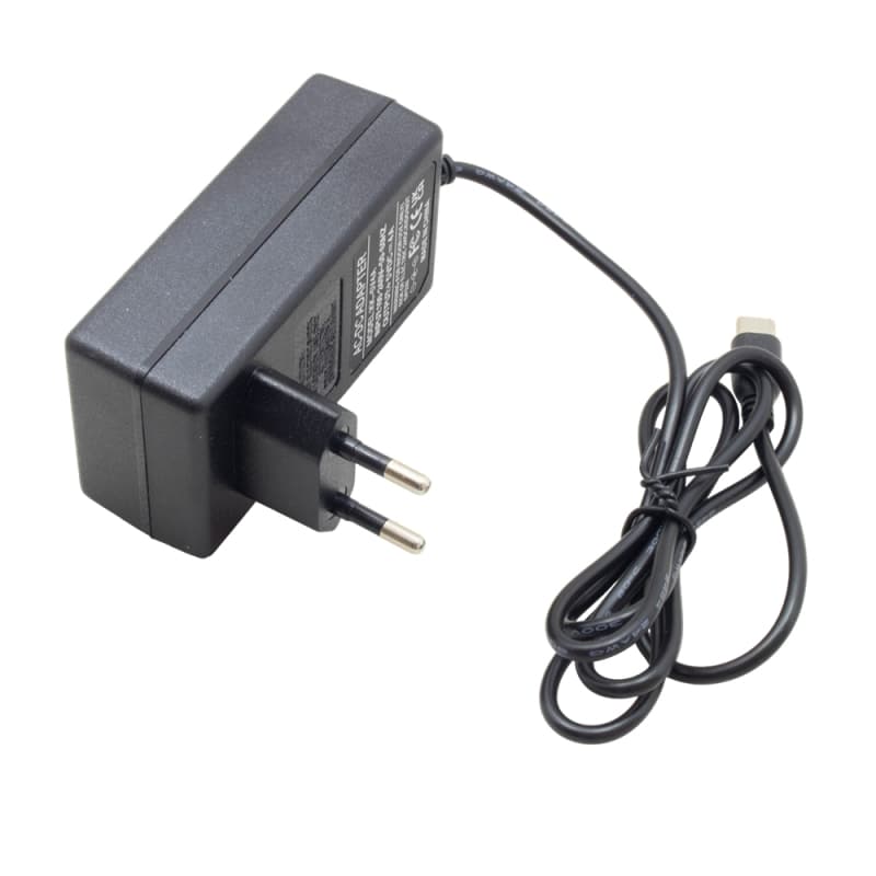 آداپتور 5 ولت 4 آمپر دیواری 5V-4A دارای خروجی USB Type-C