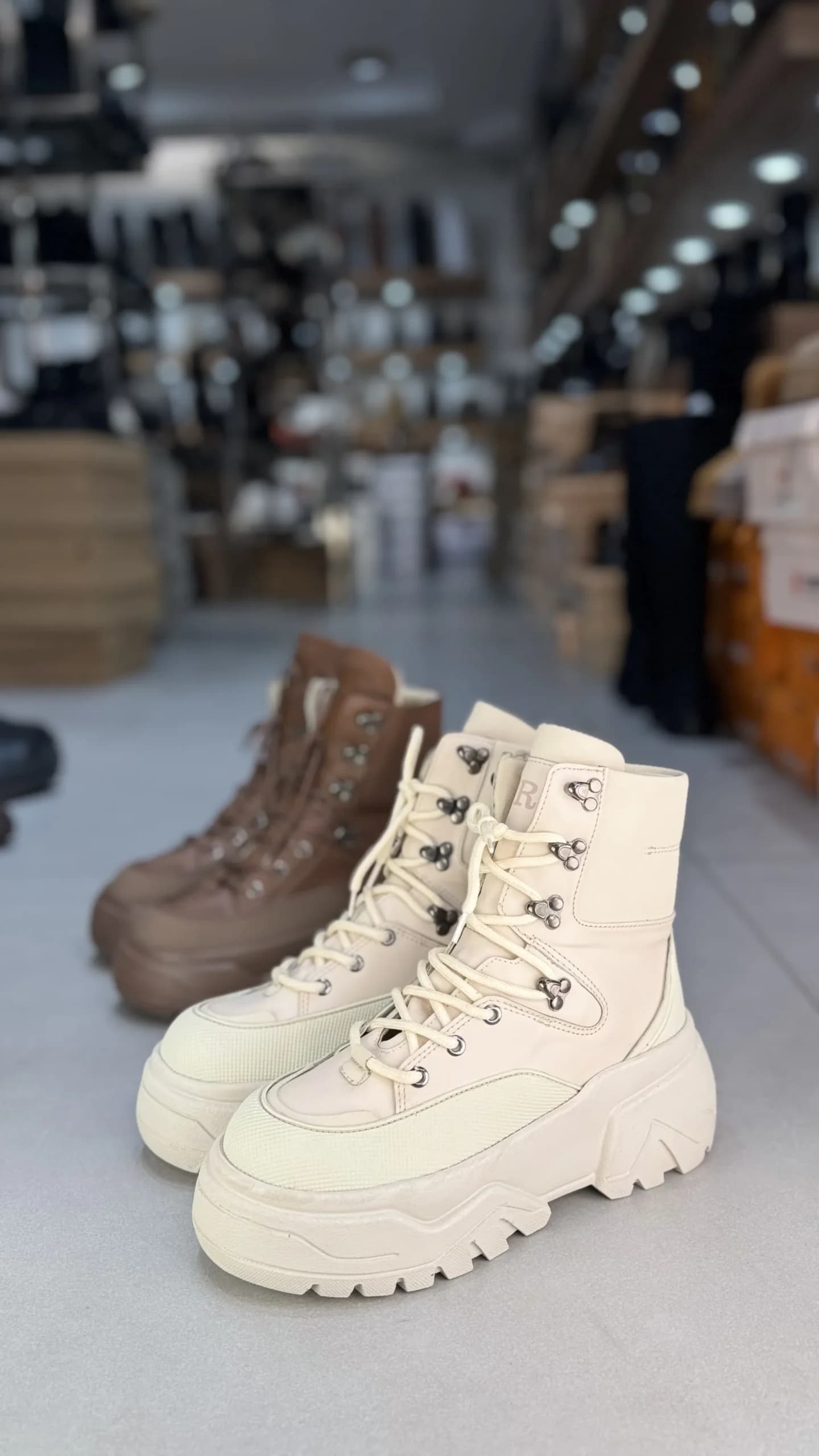 بوت سپنتا کد 6790 — تصویر ۶