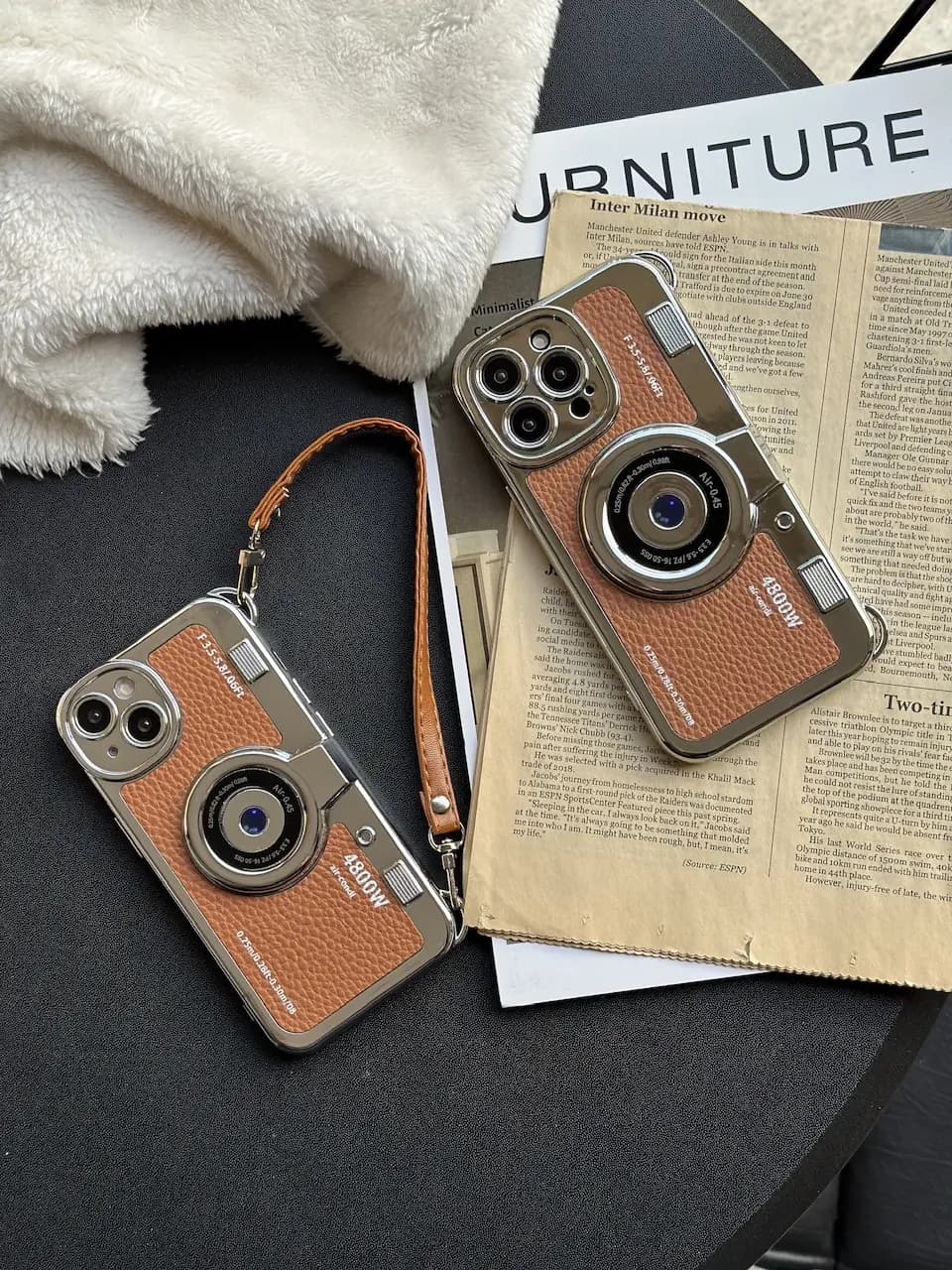 قاب Brown Retro Camera