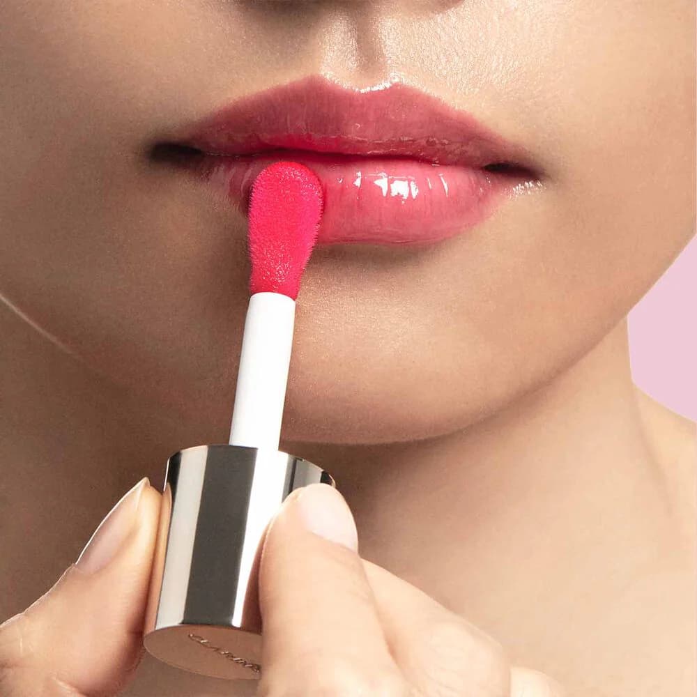 روغن لب کلارنس Clarins Lip Comfort Oil – Pitaya (Mini) — تصویر ۳