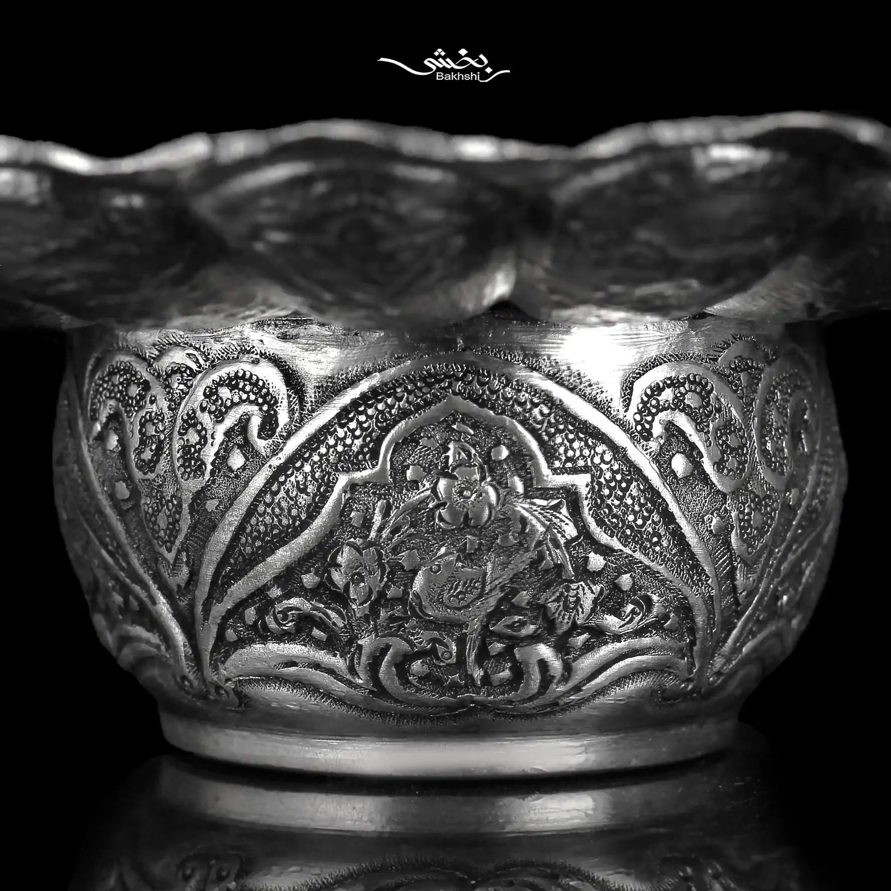 آبدست لگن نقره گل و مرغ ریزقلم اعلا — تصویر ۵