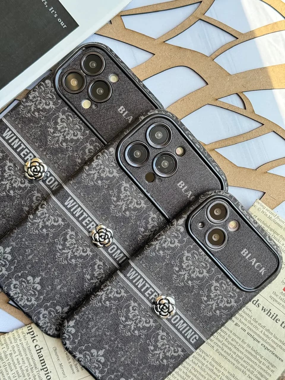 قاب Black Design گل نقره ای (کدC1762)