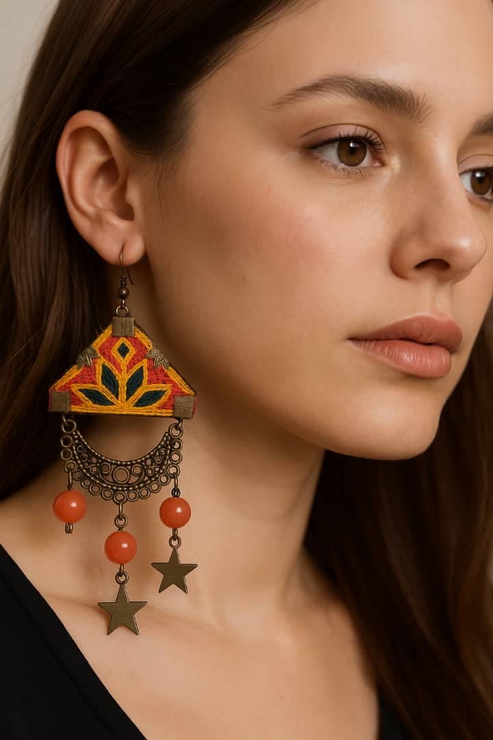 گوشواره دست ساز آویزدار ستاره