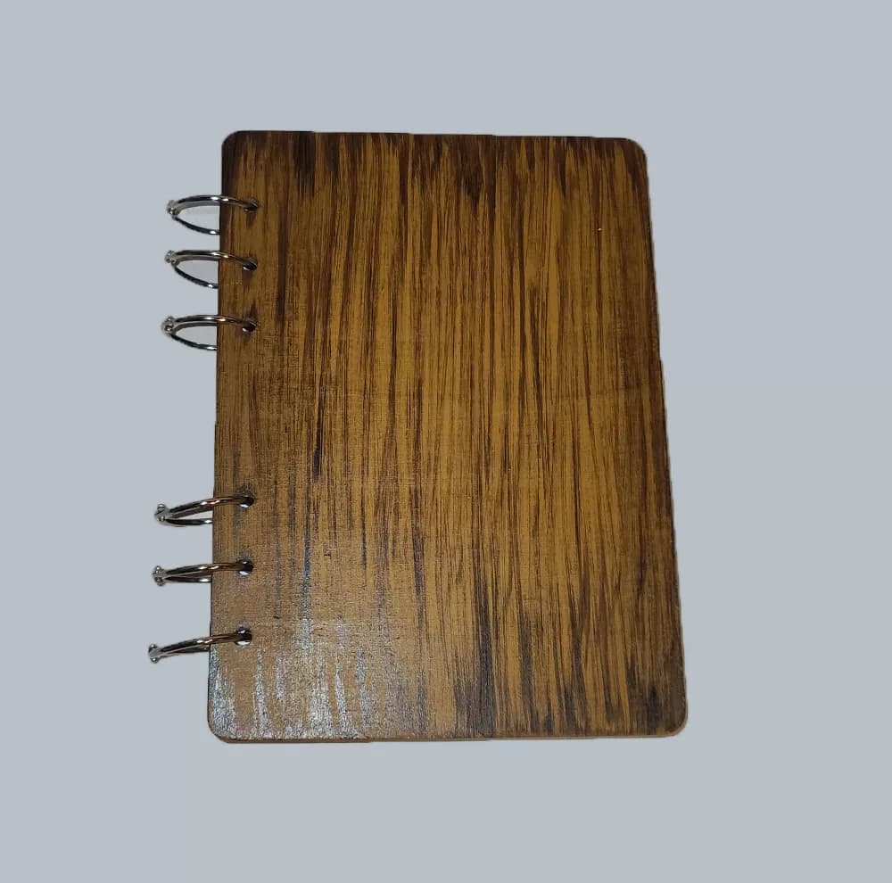 دفتر یادداشت 100 برگ سیمی مسترنوت مدل چوبی و رزینی طرح دریا و ساحل کد A1 — تصویر ۴