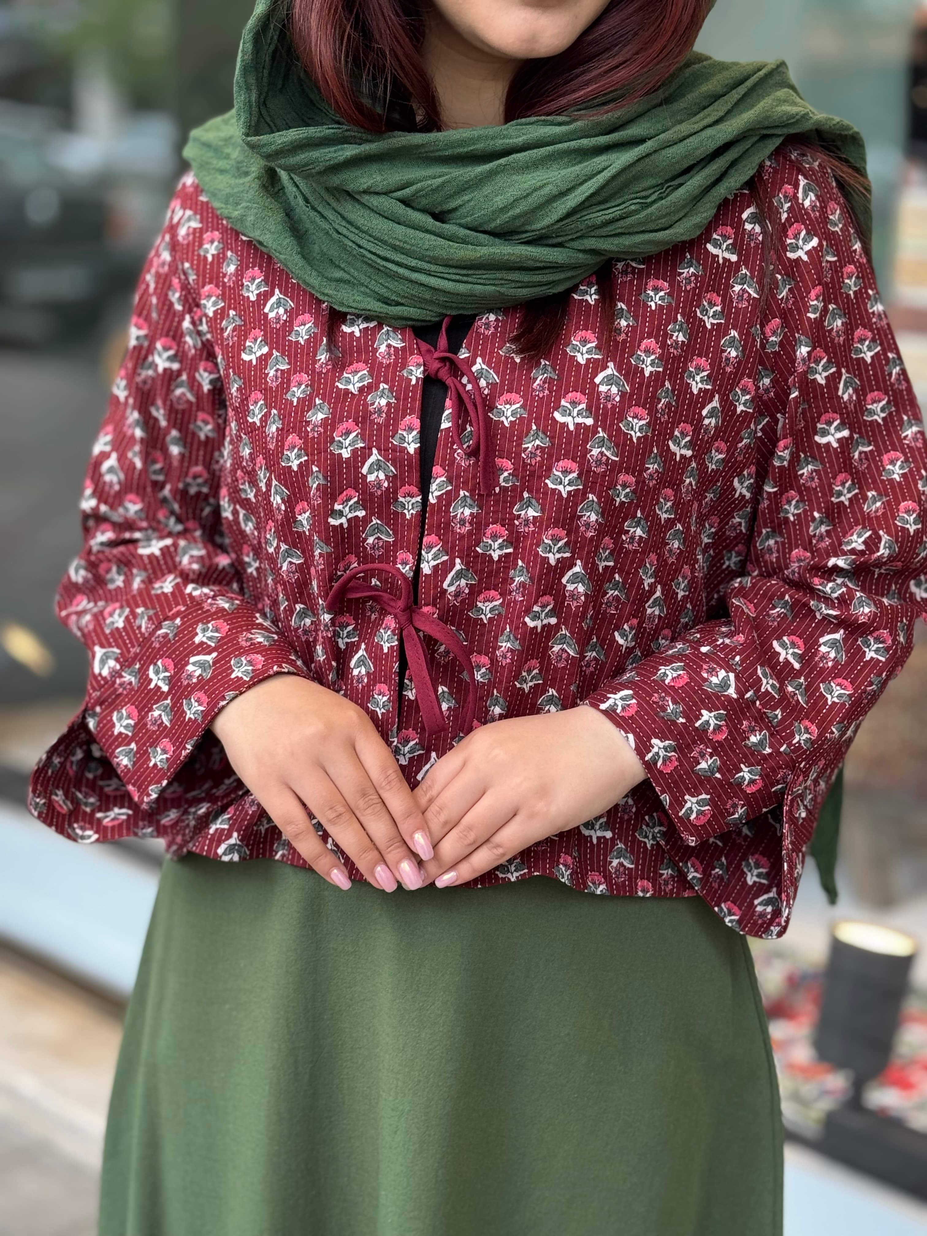 کت و دامن افرا یشمی — تصویر ۴