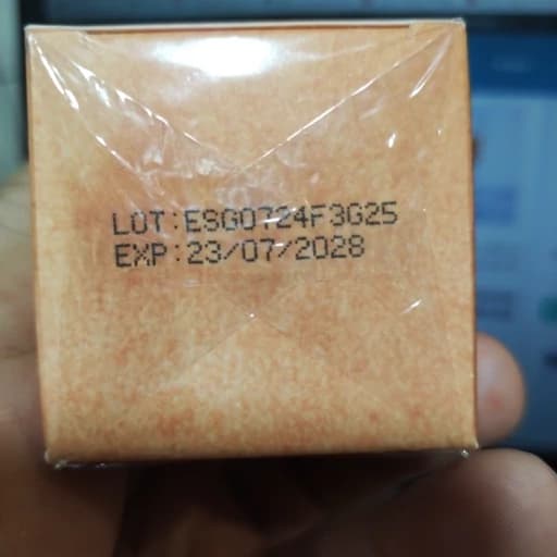 لوسیون ضدآفتاب صورت و بدن روشن‌کننده SPF 90 استلین وزن 120 گرم — تصویر ۳