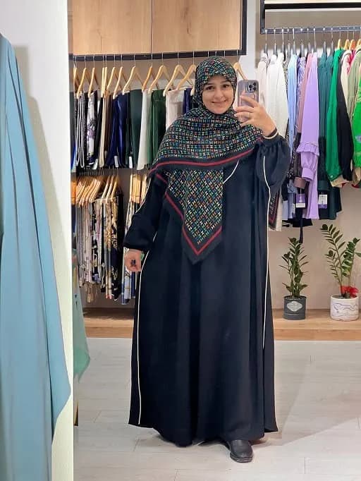 عبا شمیلا — تصویر ۳