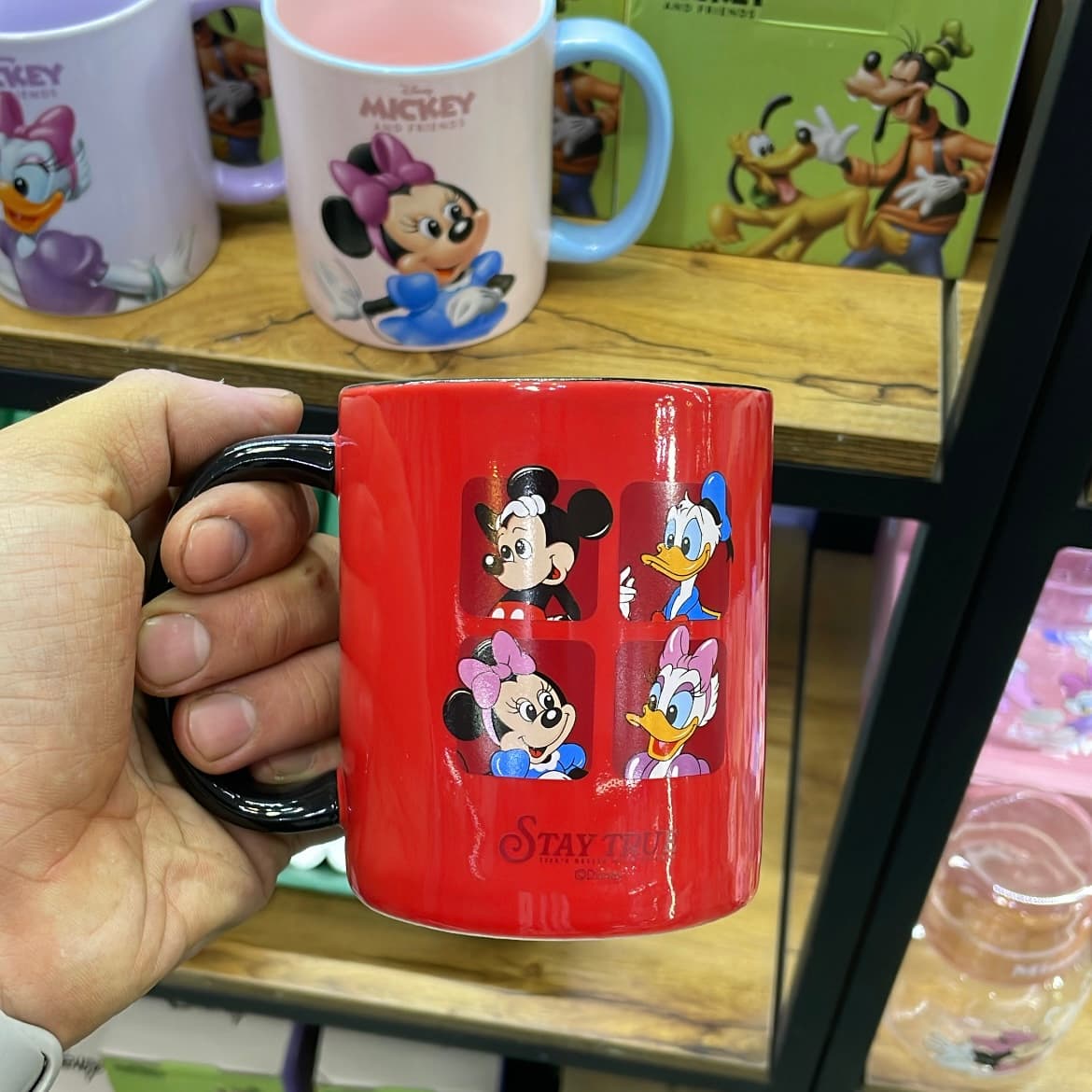 ماگ دیزنی میکی موس Mickey Mouse قرمز — تصویر ۴