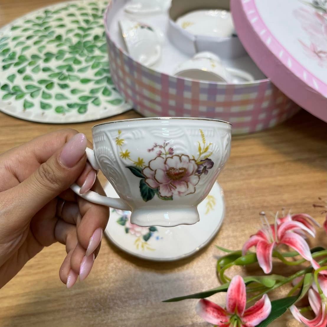 ست قهوه‌خوری گلدار ۱۲ پارچه ۶ نفره کد 5173 — تصویر ۲