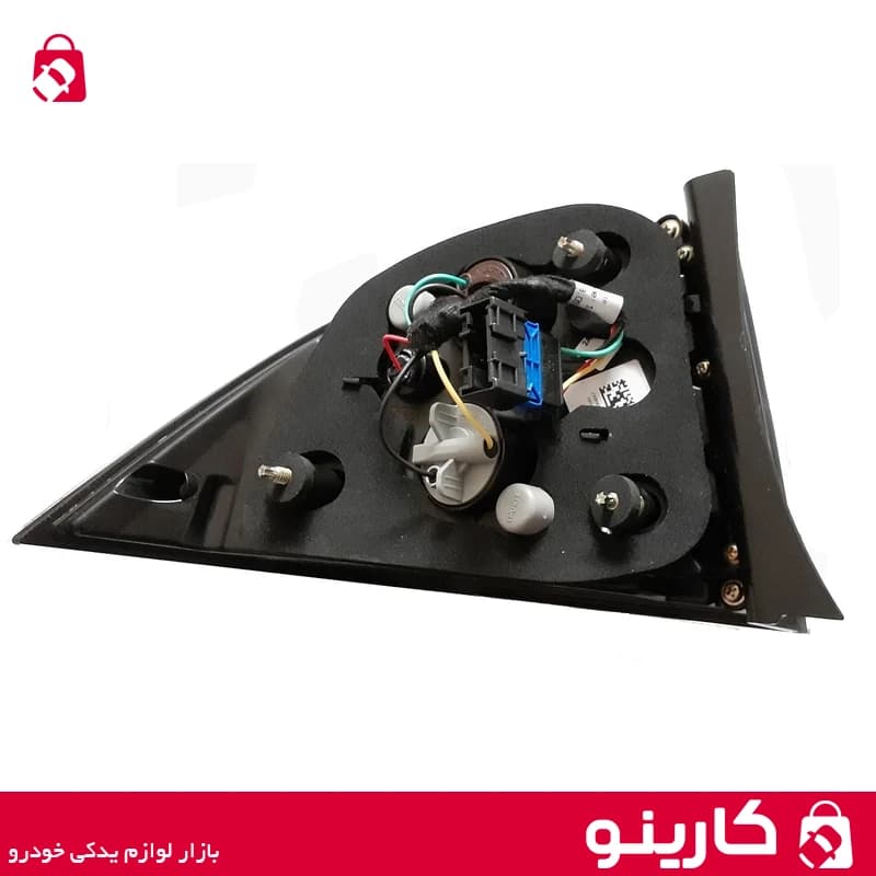 چراغ عقب روی گلگیر سمند سورن پلاس مدل سال سمت راست — تصویر ۳