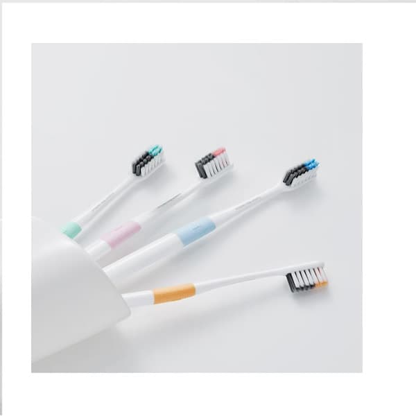 مسواک شیائومی Xiaomi Dr.Bei Bass Toothbrush پک 4 عددی همراه با یک عدد جا مسواکی — تصویر ۴