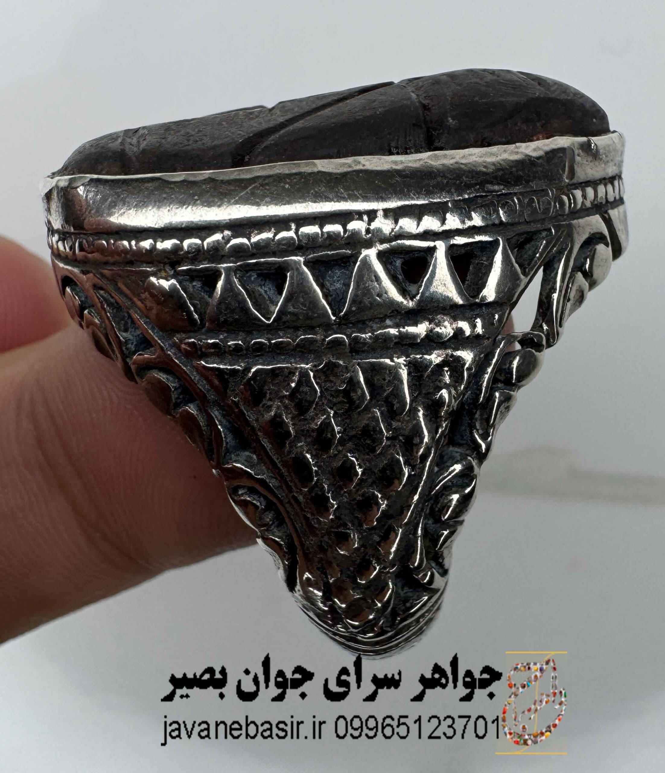 انگشتر هبهاب سیاه با نماد آفریقایی — تصویر ۲