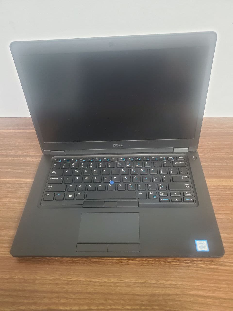 لپ تاپ Dell مدل Latitude 5490 سایز 14.1 اینچ پردازنده اینتل core i7 8650U هارد 512 ssd m2 رم 16 گیگ (مشابه نو ) — تصویر ۲