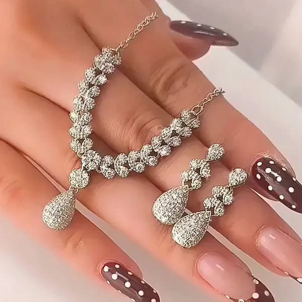نیمست اشکی فول نگین