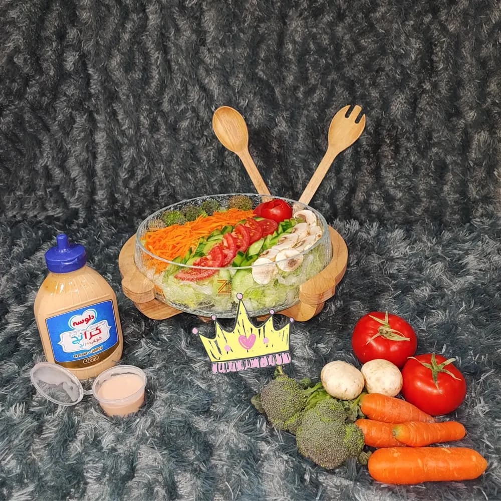 کاسه سالاد خوری شیشه ای شانا با پایه، قاشق و چنگال چوبی — تصویر ۴